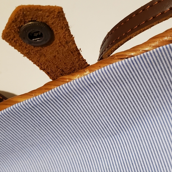 Vietnam Genuine Leather Handcrafted Straw Rattan Crossbody Purse - Picture 9 of 9